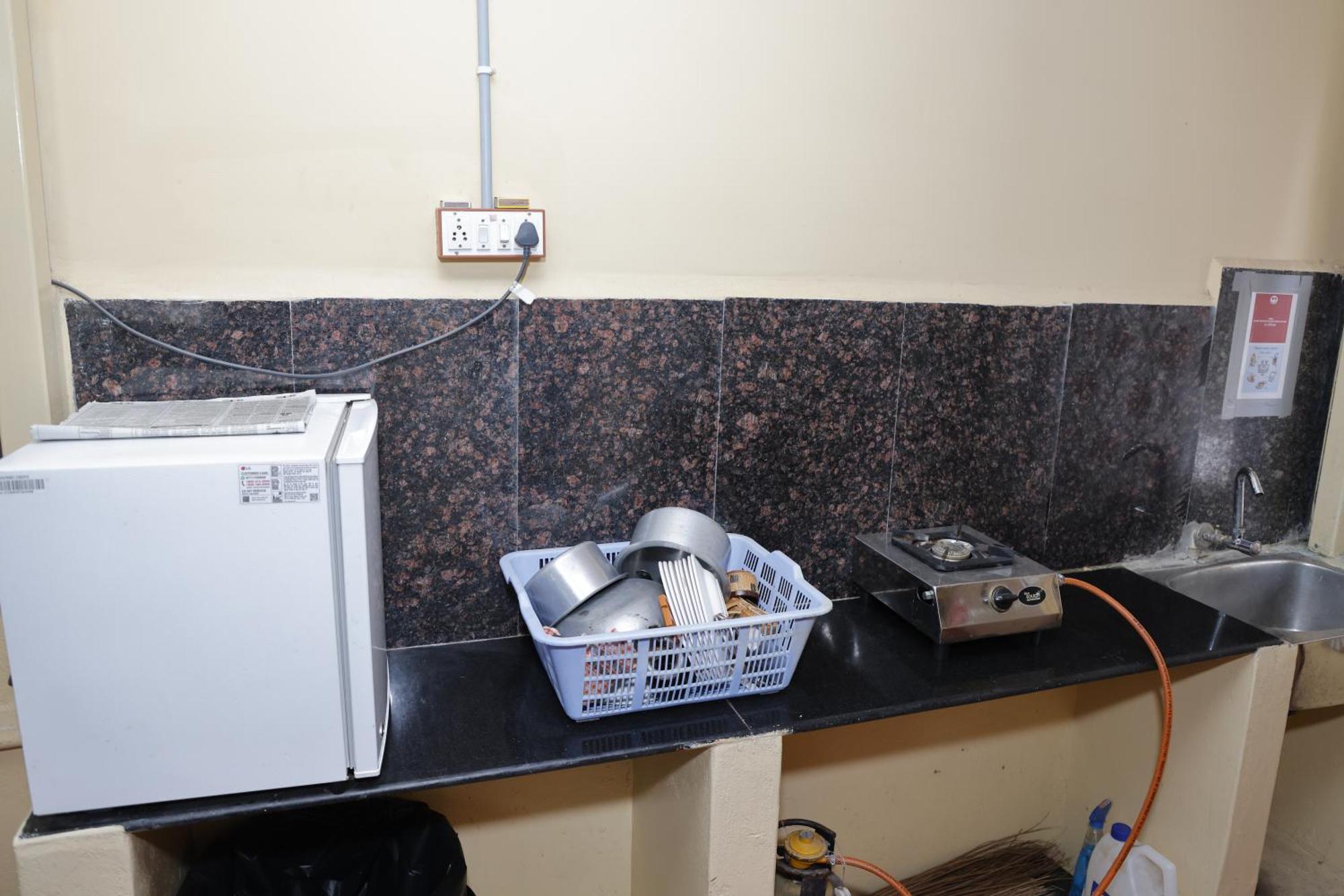 Apartamento 3 Bhk Non-Ac For 4 To 10 Guests For Families Hyderabad Exterior foto