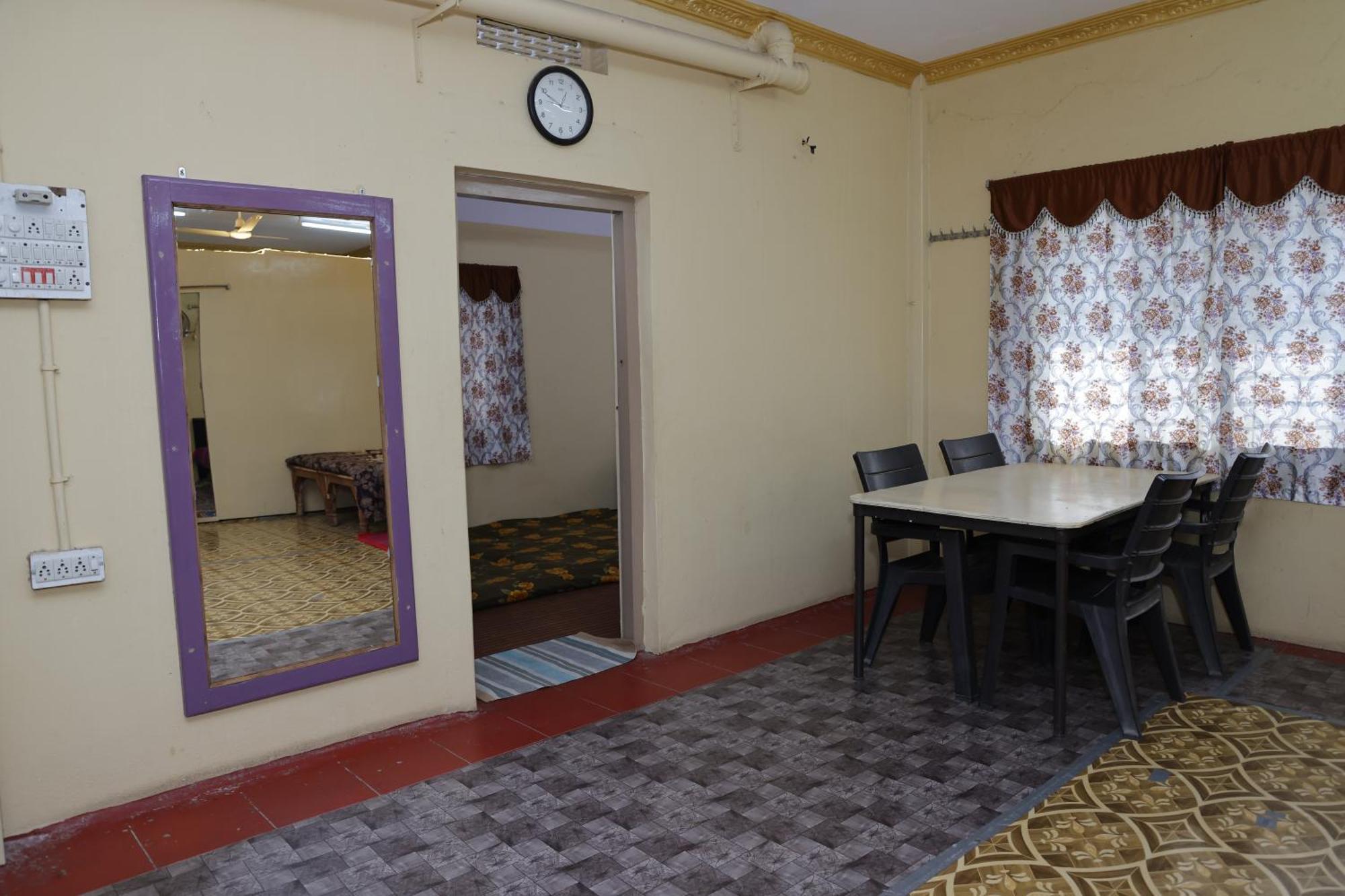 Apartamento 3 Bhk Non-Ac For 4 To 10 Guests For Families Hyderabad Exterior foto