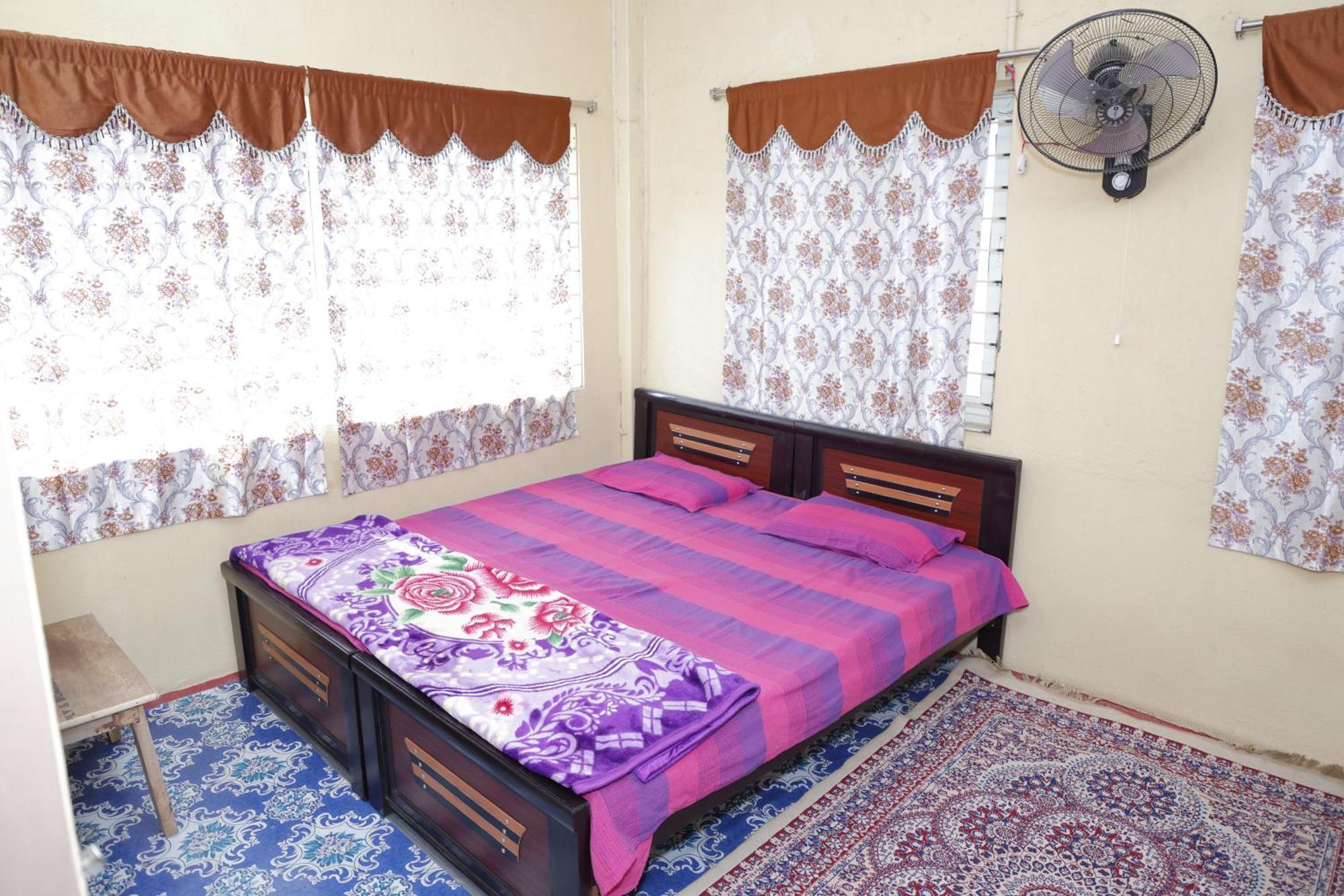 Apartamento 3 Bhk Non-Ac For 4 To 10 Guests For Families Hyderabad Exterior foto