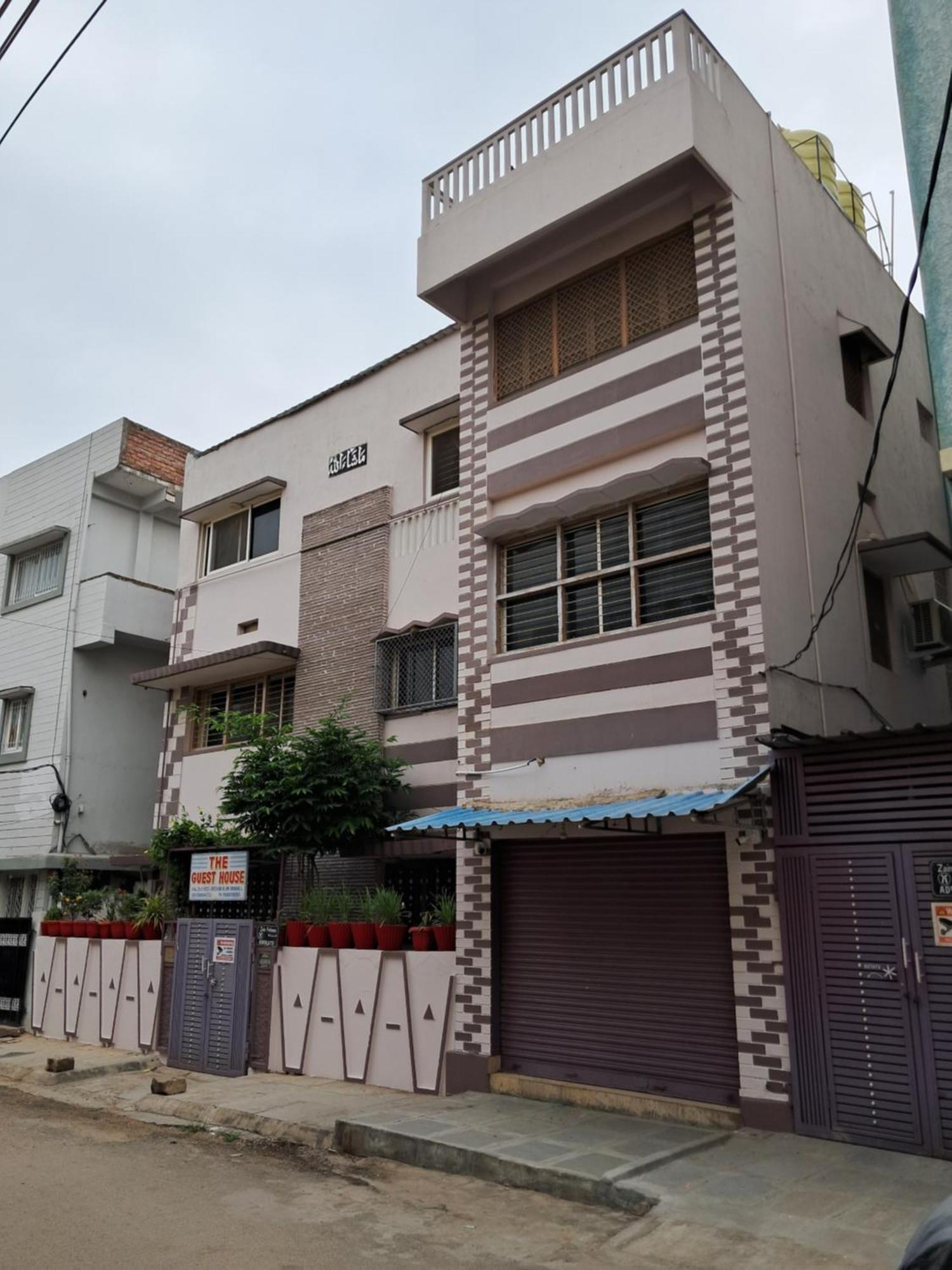 Apartamento 3 Bhk Non-Ac For 4 To 10 Guests For Families Hyderabad Exterior foto